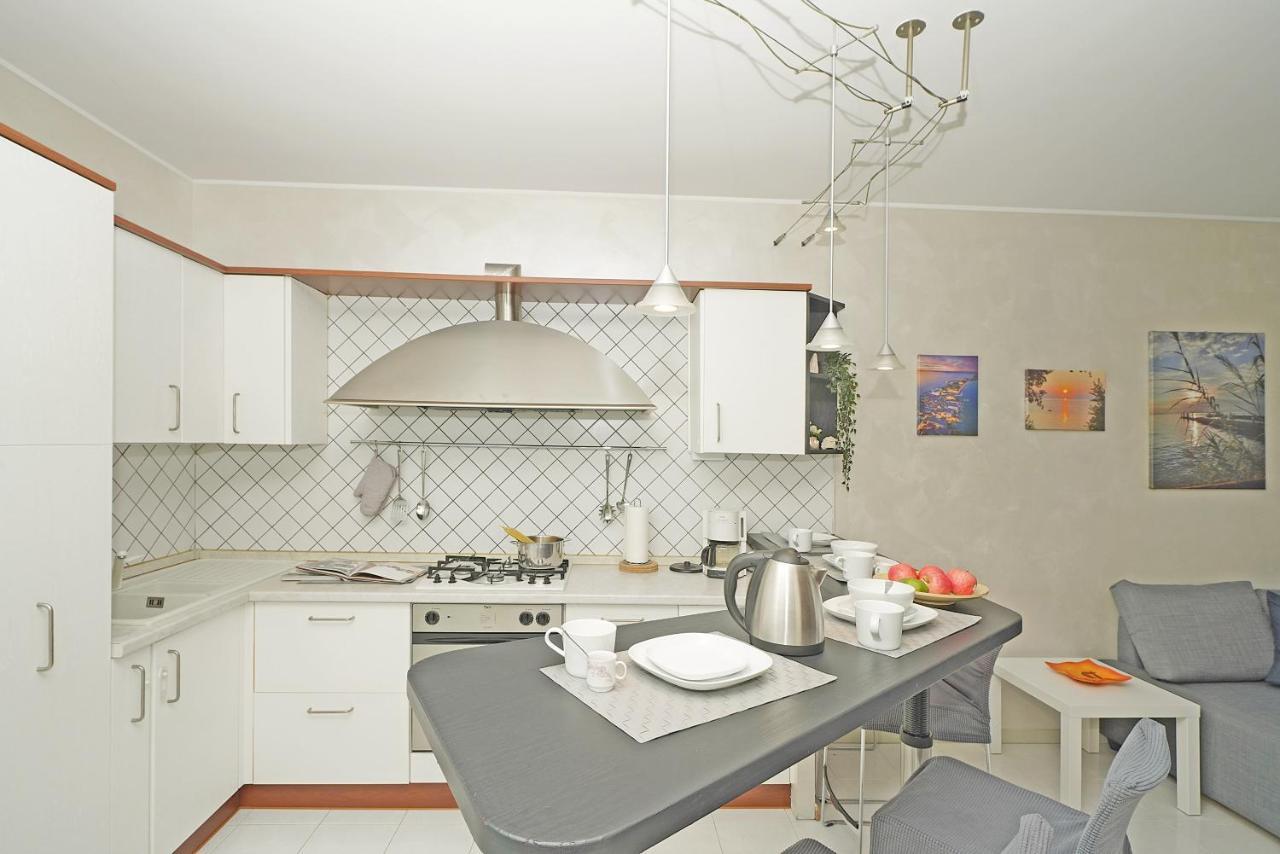 Casa Rudi - Gardagate Apartment Sirmione Exterior foto