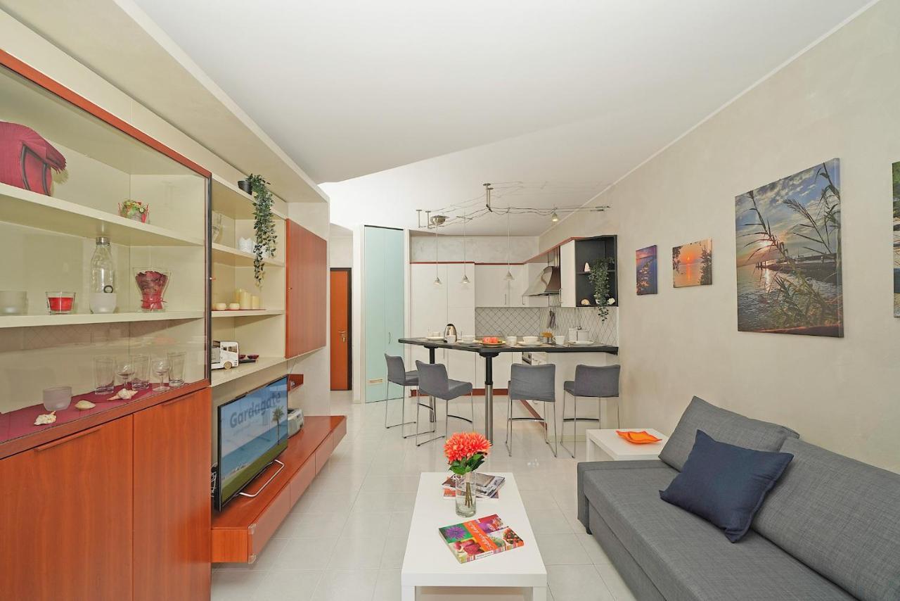 Casa Rudi - Gardagate Apartment Sirmione Exterior foto