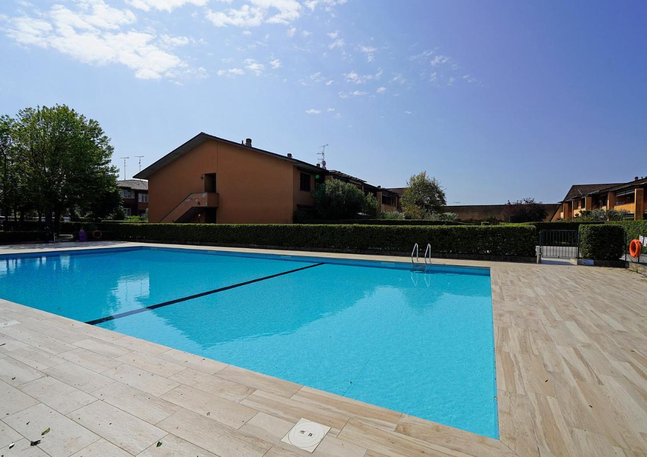 Casa Rudi - Gardagate Apartment Sirmione Exterior foto
